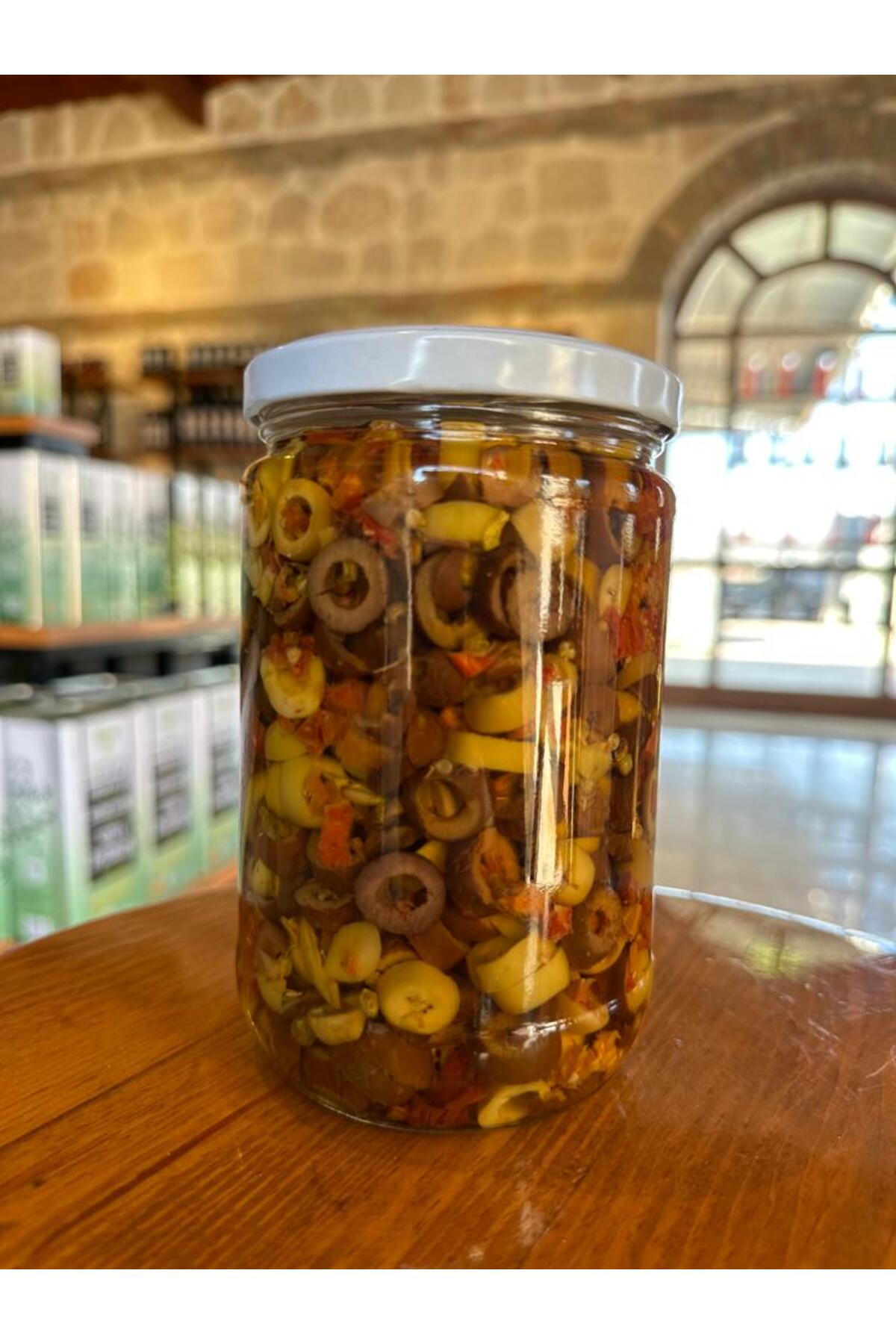 Zeytin Salatası